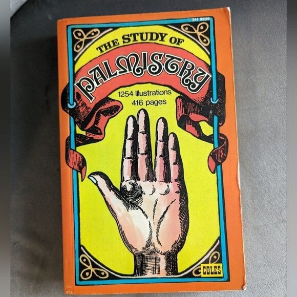 Comte C. de Saint-Germain THE STUDY OF PALMISTRY 1254 Illustrations 416 pages - Picture 1 of 4